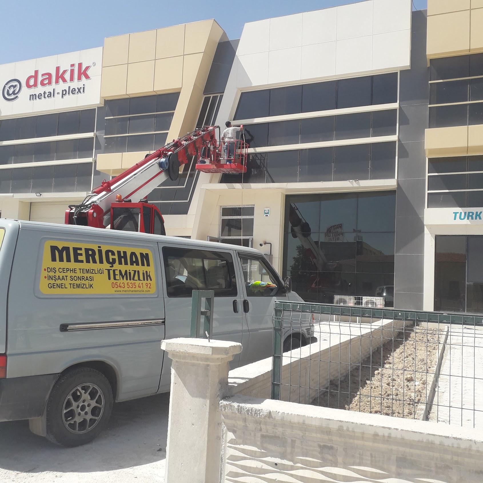 Fabrika temizliği